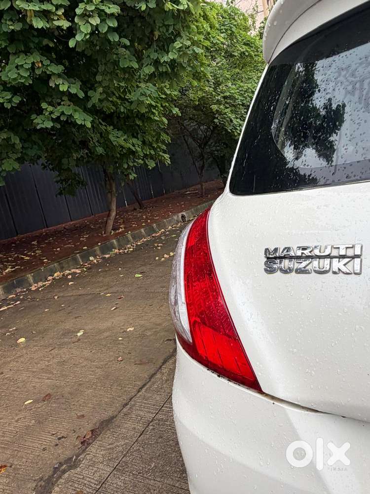 Maruti Suzuki Swift Lxi Option, 2014, Petrol