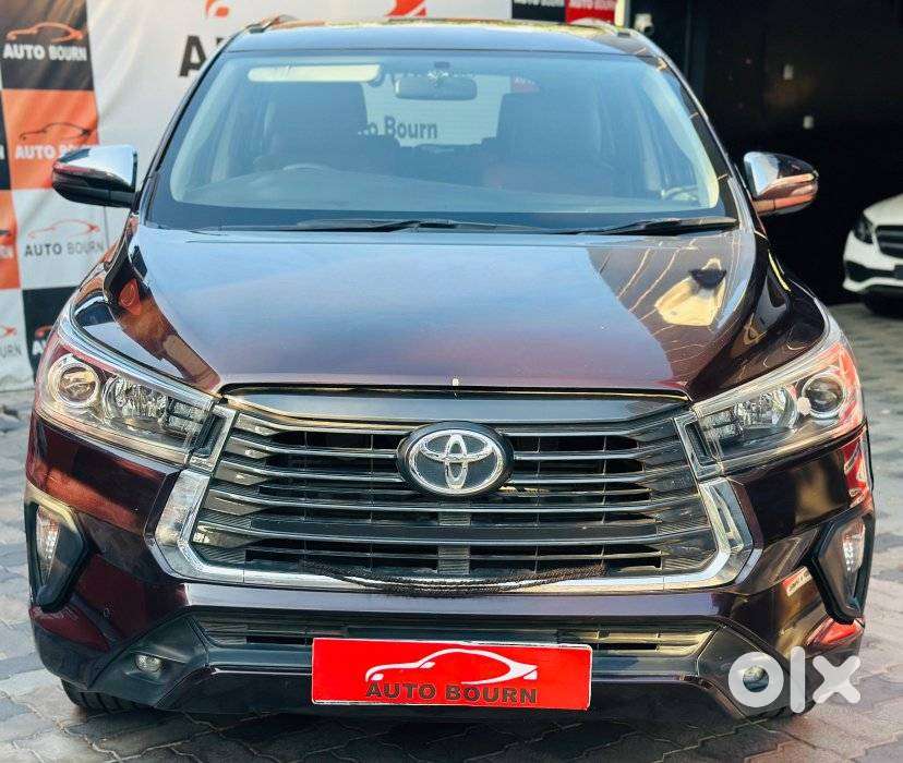 Toyota Innova Crysta 2.8z Automatic, 2021, Diesel