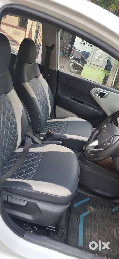 Hyundai Aura 1.2 Sx Cng, 2024, Cng & Hybrids