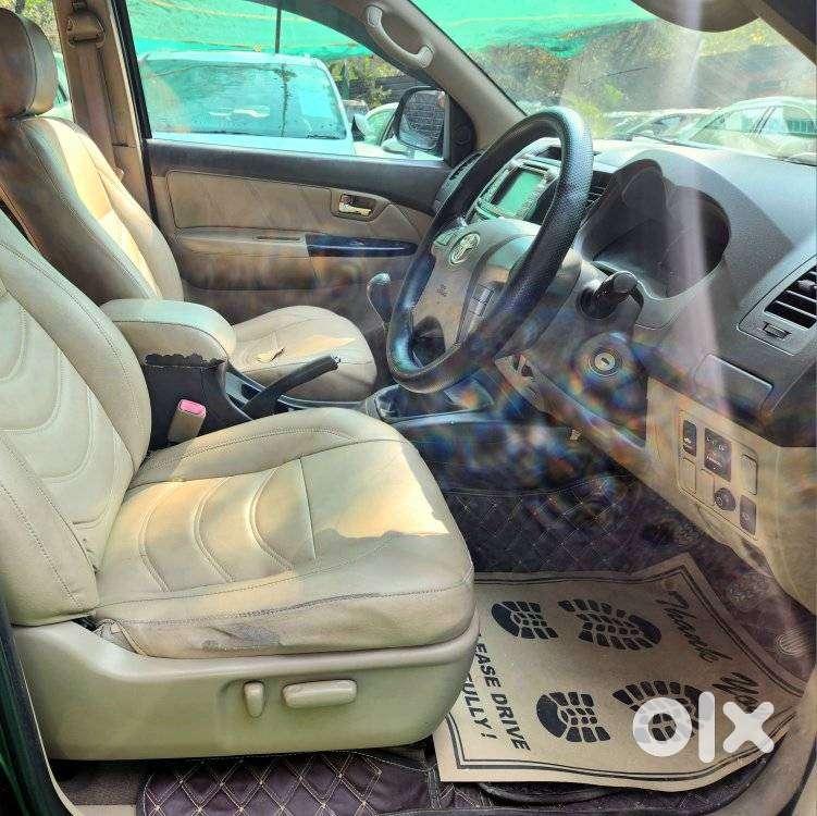 Toyota Fortuner 2011-2016 4x2 Manual, 2013, Diesel