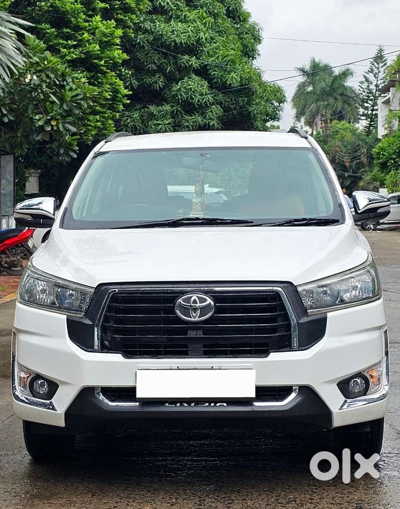 Toyota Innova Crysta 2.4 G Mt, 2017, Diesel