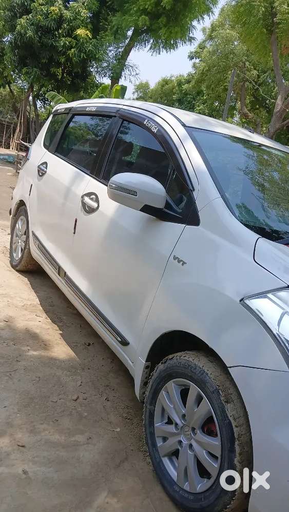 Maruti Suzuki Ertiga Zxi 2016