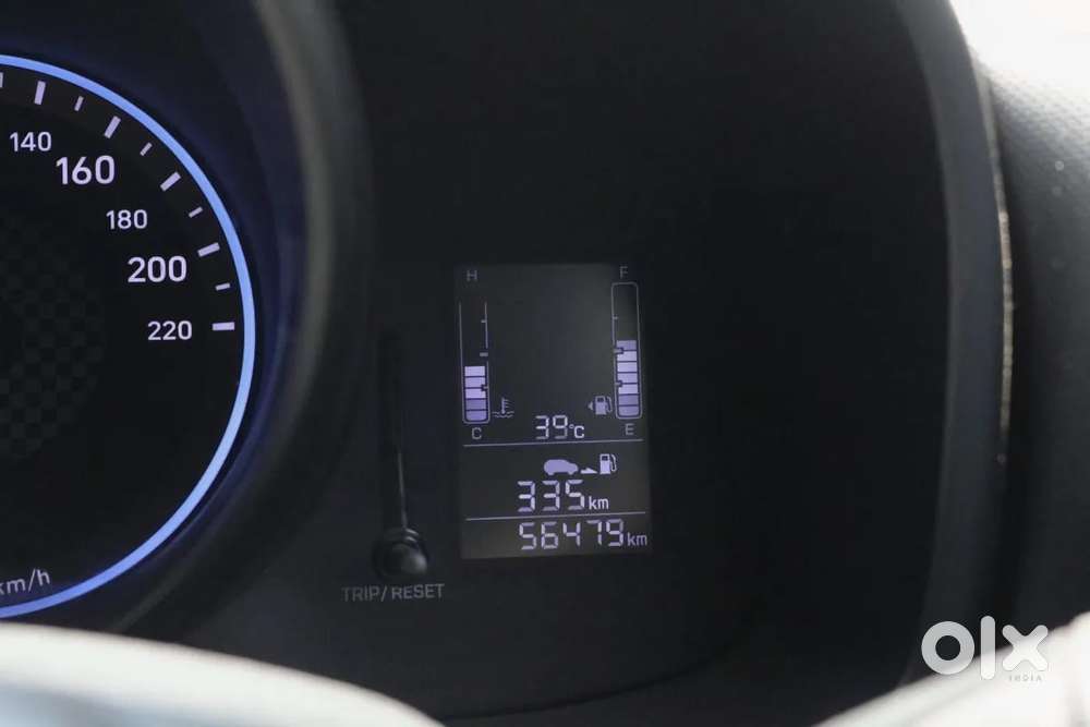 Hyundai Venue S Diesel, 2020, Petrol
