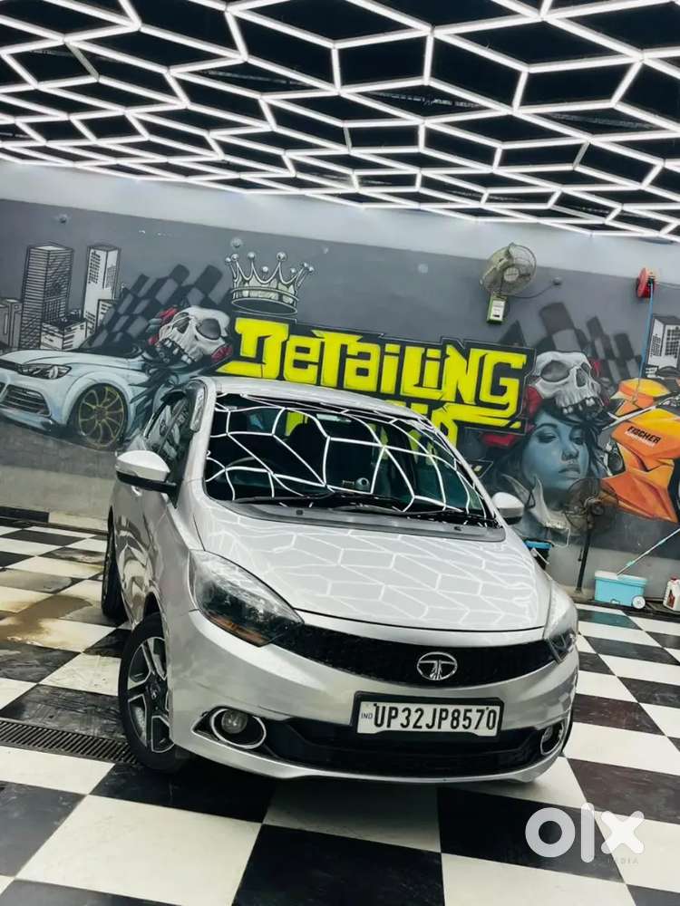 Tata Tigor Petrol 2018 Variant Last Year