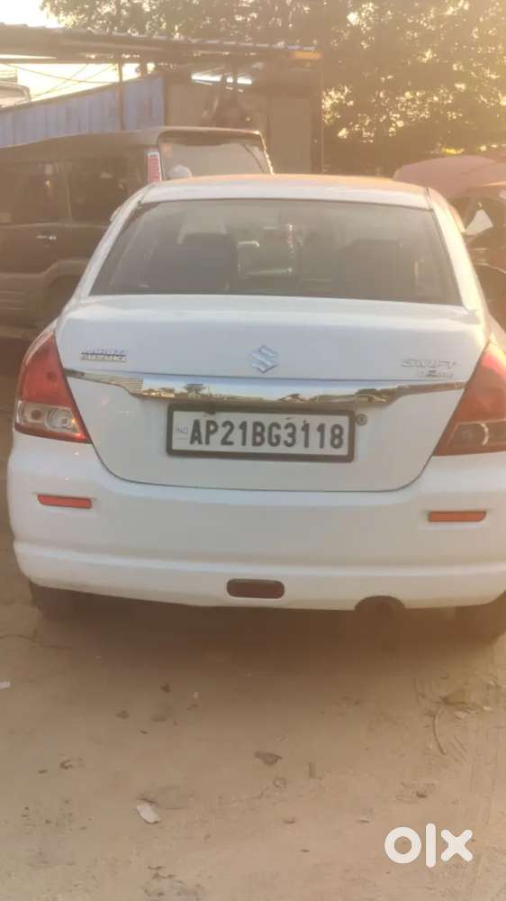 Maruti Suzuki Swift Dzire Tour 2013 Diesel 130546 Km Driven