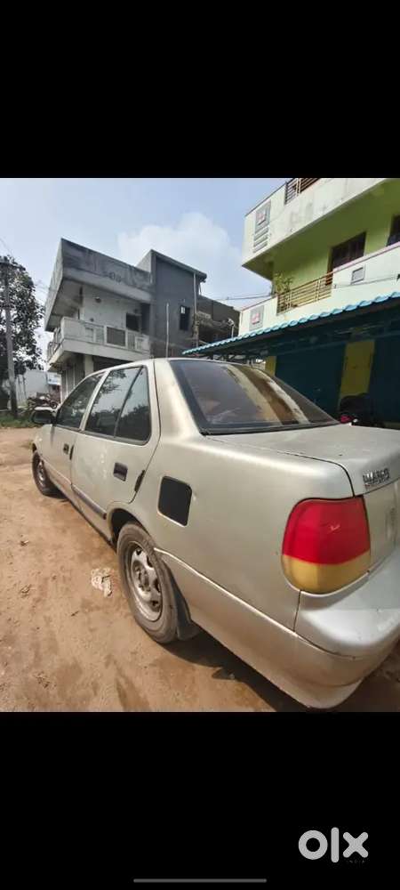 Maruti Suzuki Esteem 2004 Lpg Good Condition