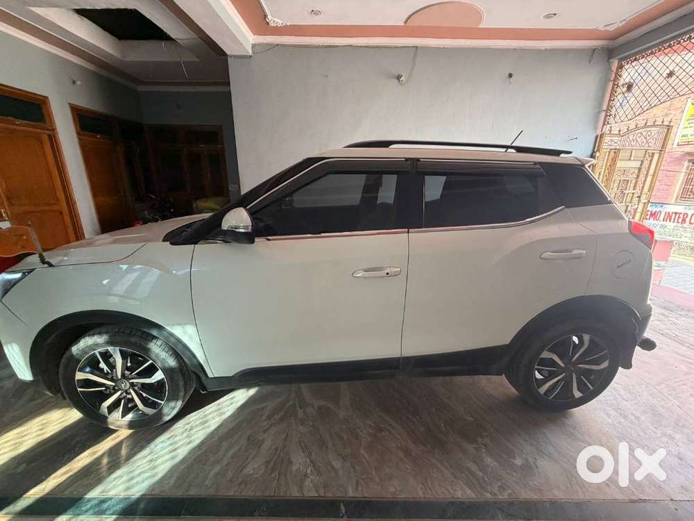 Mahindra Xuv300 2020 Petrol Well Maintained