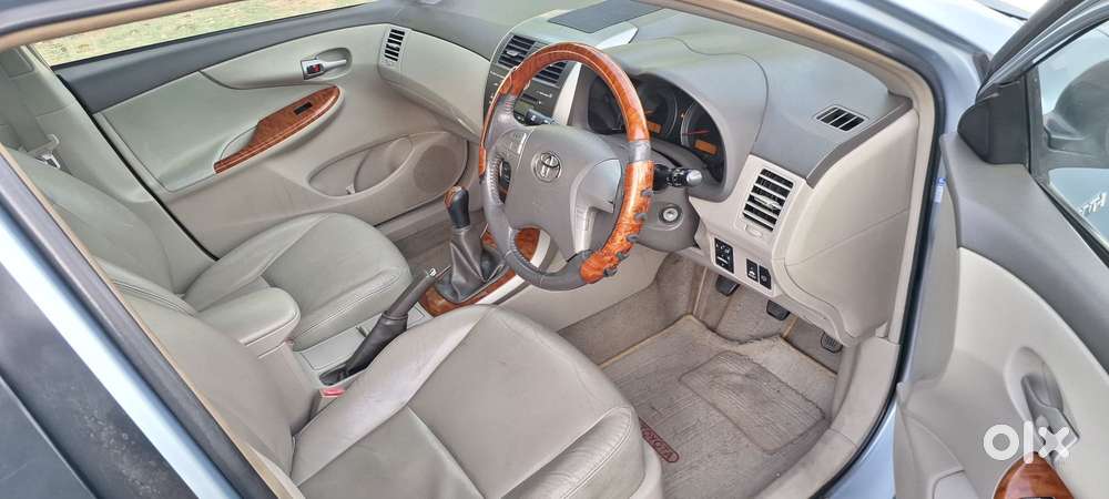Toyota Corolla Altis 2010-2013 1.8 Sport, 2009, Petrol