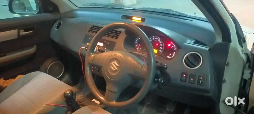 Maruti Suzuki Dzire 2011 Petrol 81980 Km Driven