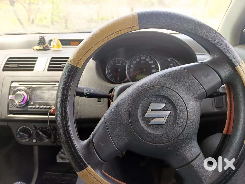 Maruti Suzuki Swift Vxi Petrol