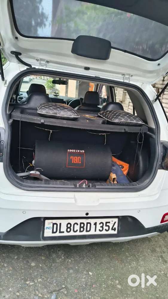 Hyundai Venue 1.2 E 2022 Petrol Manual All Original Hai