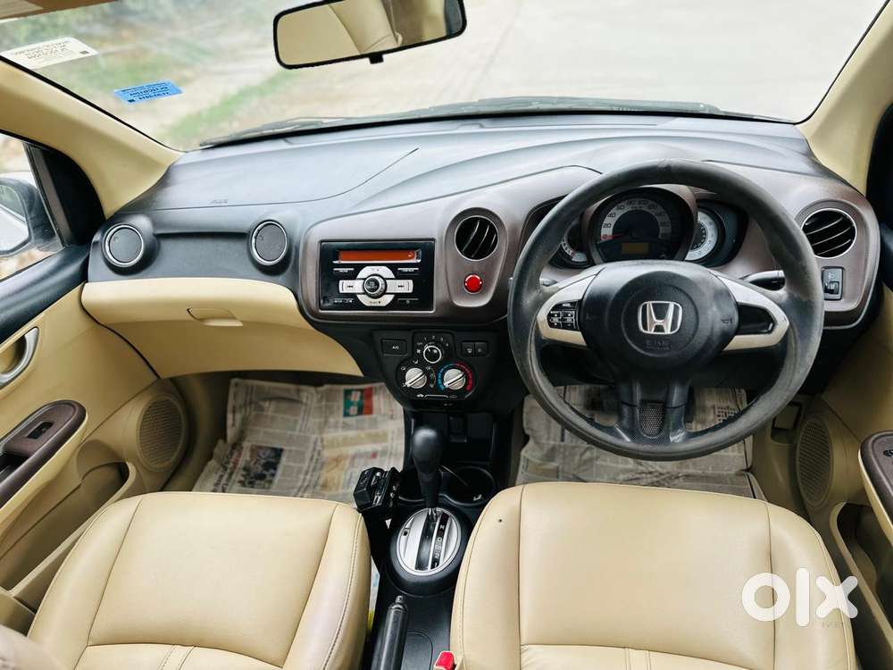 Honda Brio 2013-2016 Vx O At, 2014, Petrol