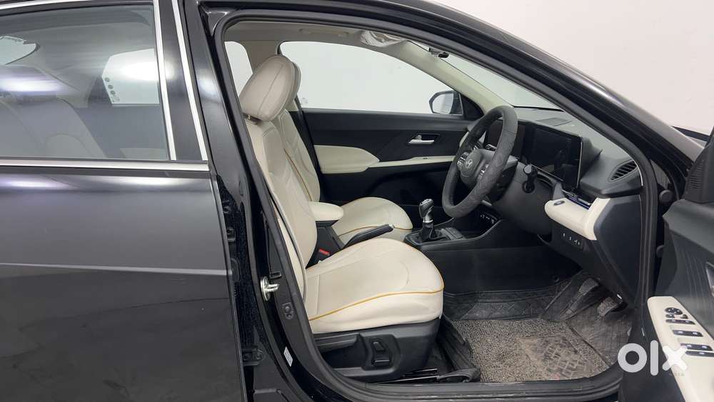 Hyundai Verna 1.5 Sx (o) Petrol Mt, 2024, Petrol