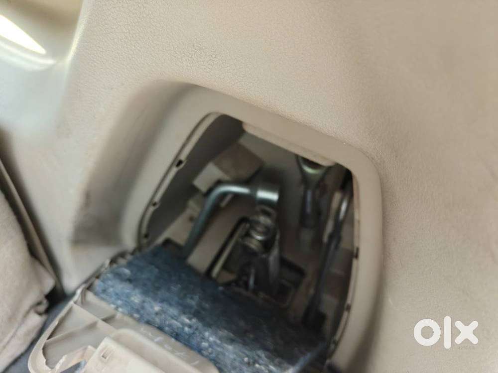 Maruti Suzuki Ertiga 2022-2023  Vxi, 2022, Petrol