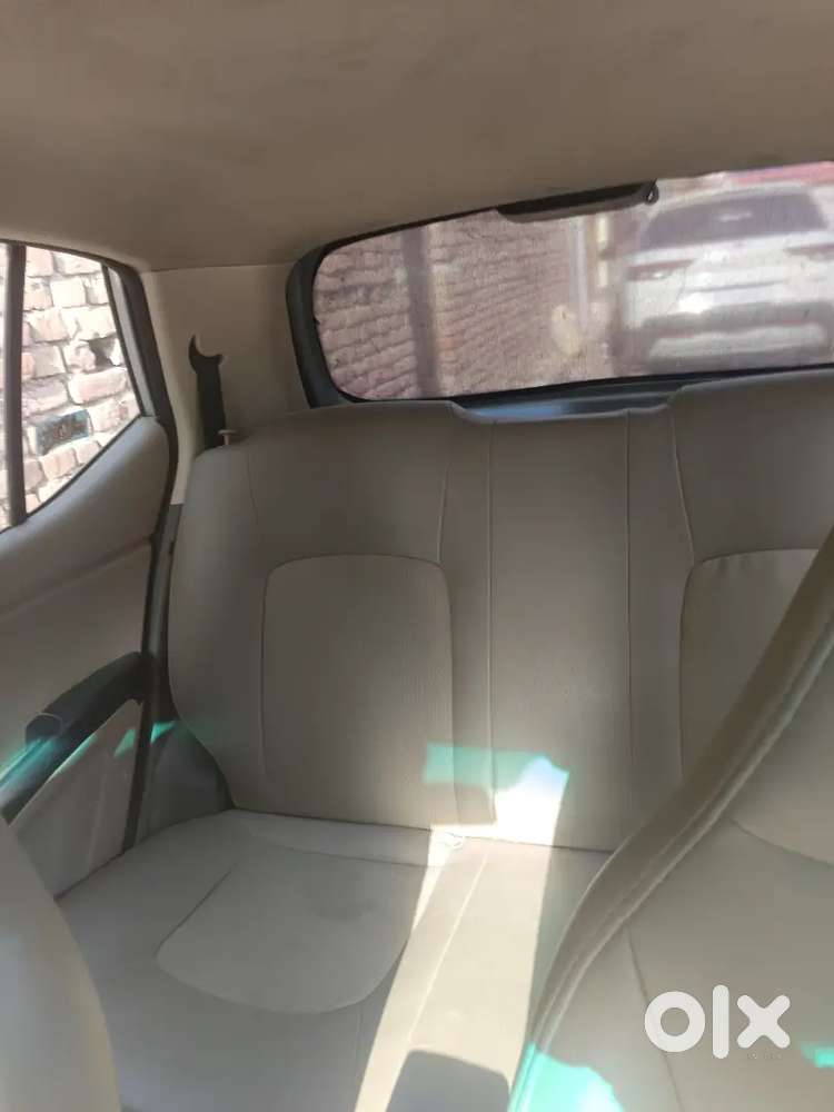 Hyundai I10 2011aug Last  Petrol 73000 Km Driven