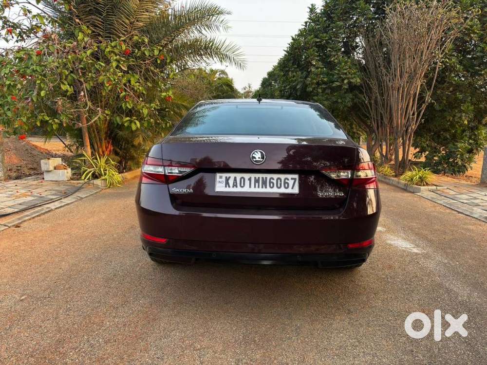 Skoda Superb Lk 1.8 Tsi At, 2016, Petrol