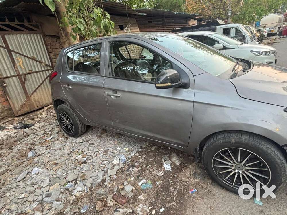 Hyundai I20 2013 Diesel 102000 Km Driven