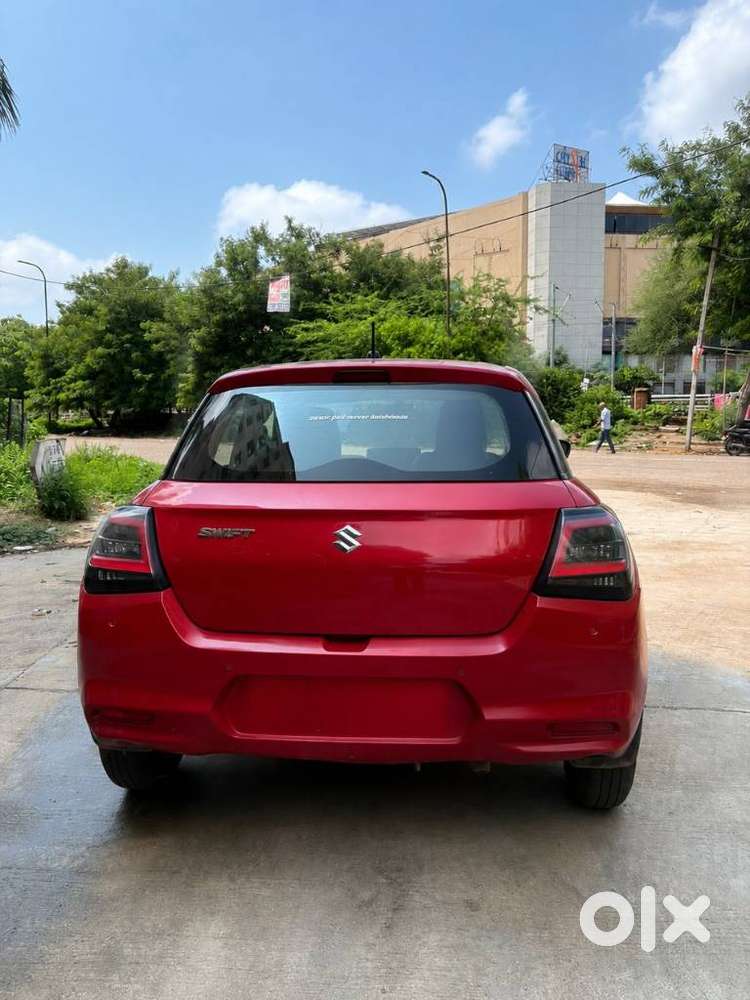 Maruti Suzuki Swift Vxi + Manual, 2024, Petrol