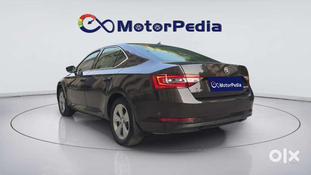 Skoda Superb Style 1.8 Tsi At, 2018, Petrol