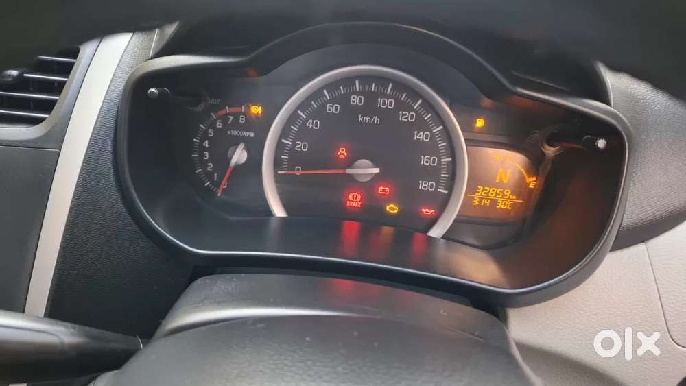 Maruti Suzuki Celerio 1.0 Vxi Amt, 2016, Petrol