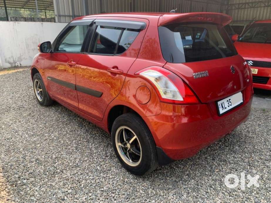 Maruti Suzuki Swift Vxi Optional, 2013, Petrol