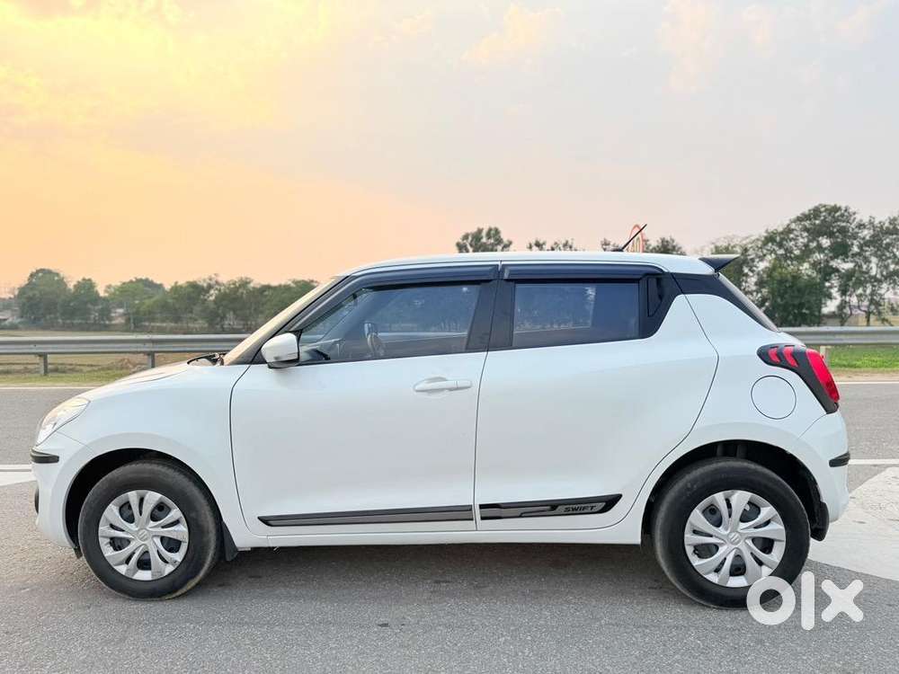 Maruti Suzuki Swift 2023 Petrol Well Maintained