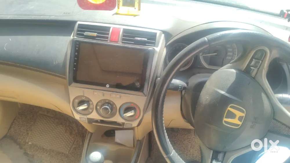 Honda City 1.5 V Mt Sunroof  88,000 Km  Single Owner  Jaipur  2013