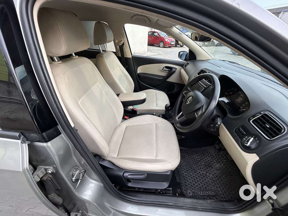 Skoda Rapid 1.6 MPI Style, 2017, Petrol