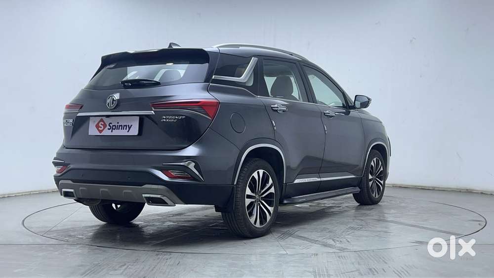 Mg Hector Plus 1.5 Sharp Turbo Cvt 6 Str, 2022, Petrol