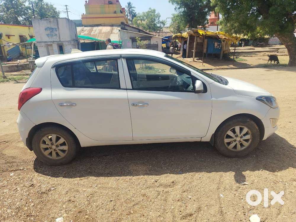 I20 Asta Top Variant With Push Button Start