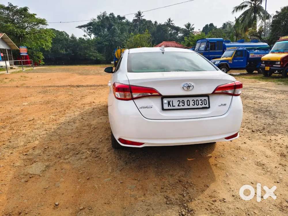 Toyota Yaris Hatchback 2019 S At Petrol