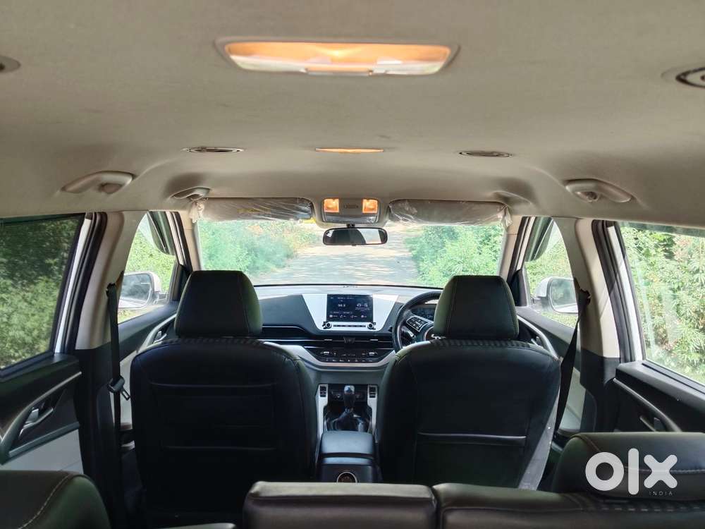 Kia Carens 1.4 Prestige Plus Turbo 7 Str, 2022, Petrol