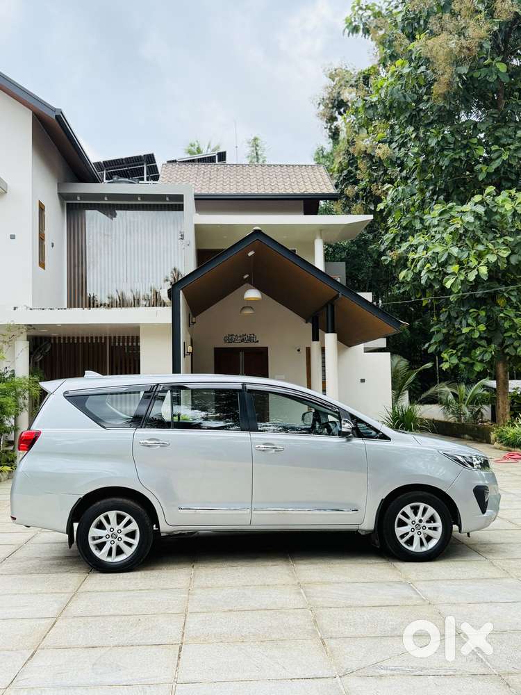 Toyota Innova Crysta 2.4 G Mt, 2017, Diesel