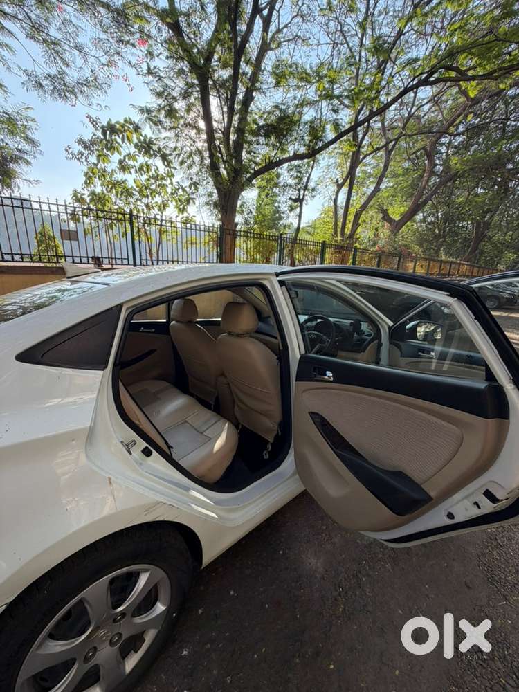 Hyundai Verna Fluidic Petrol 1.6 Vtvt Sx (2012)
