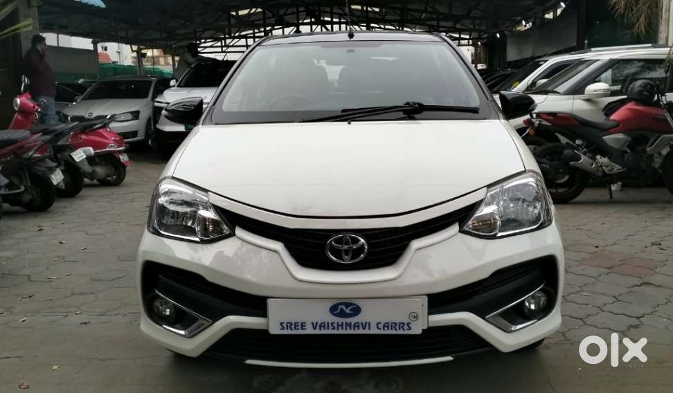 Toyota Etios Liva 1.2 Vx Dual Tone, 2018, Petrol