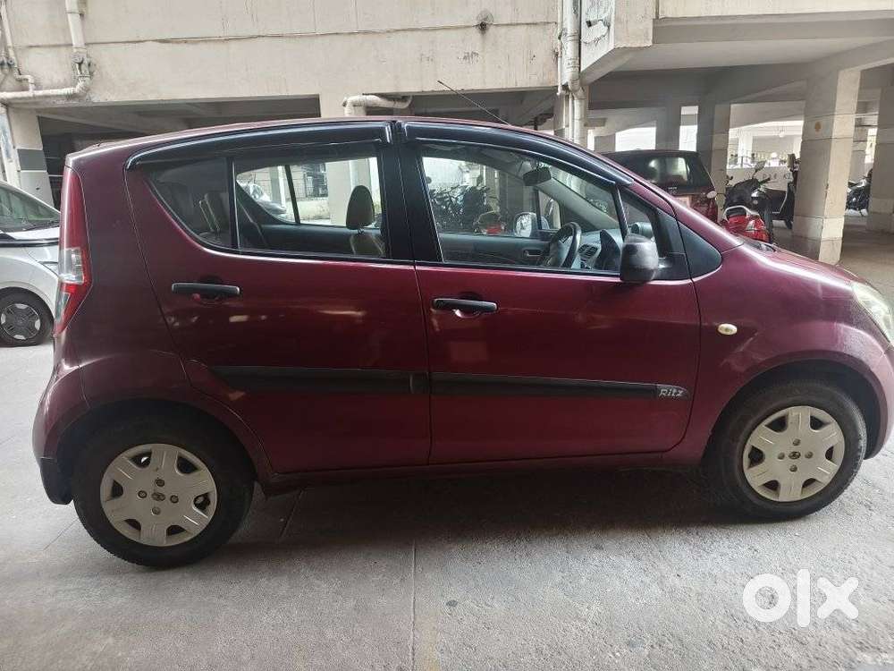 Maruti Suzuki Ritz Vxi, 2012, Petrol