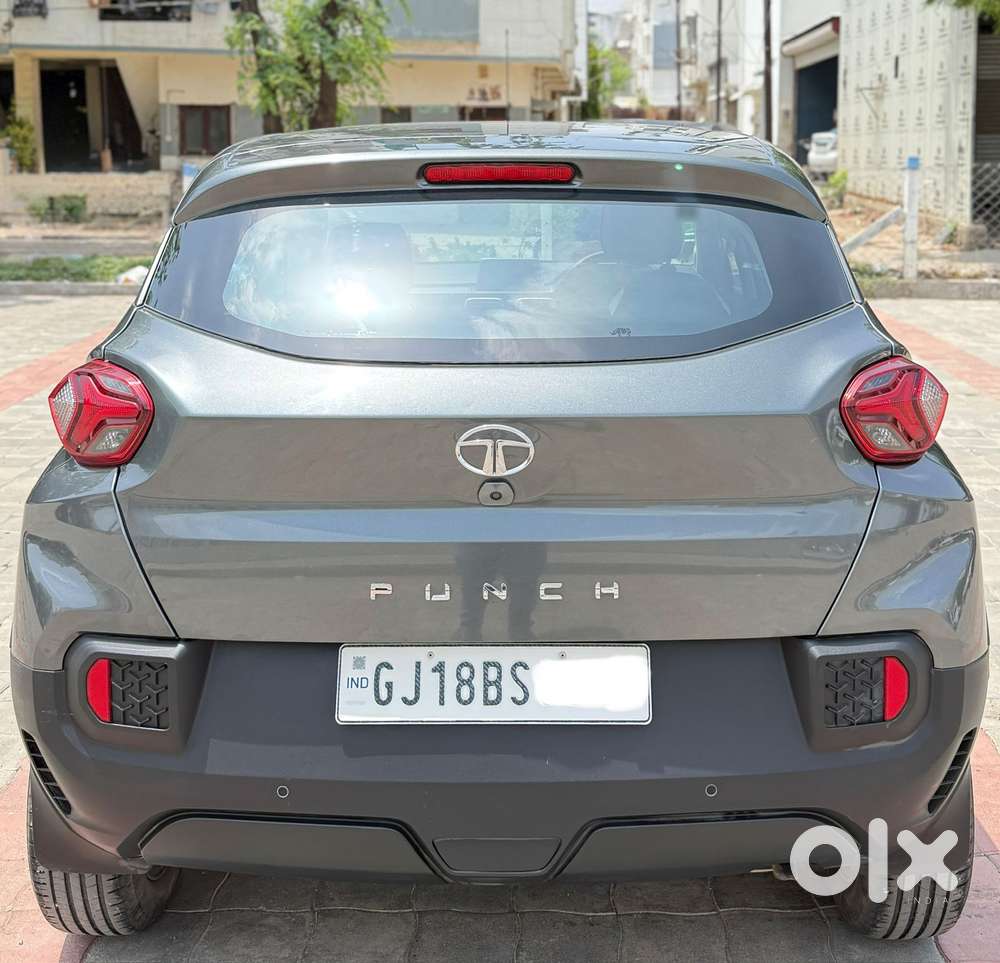 Tata Punch 1.2 Revotron Accomplished Dazzle Pack Amt, 2023, Petrol