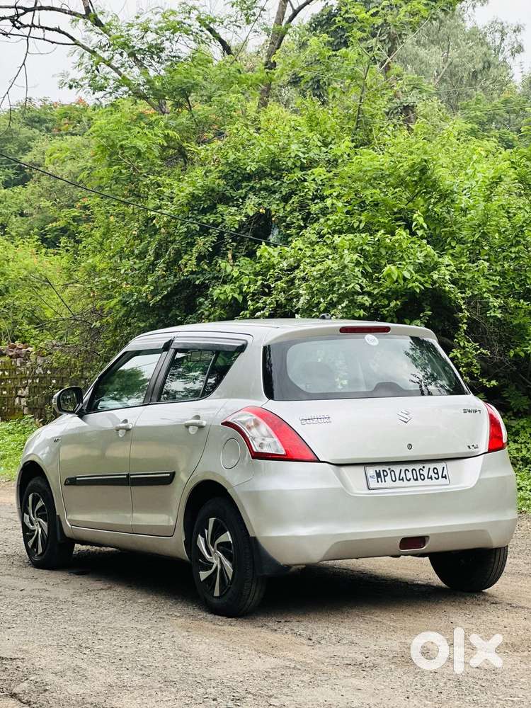 Maruti Suzuki Swift Vxi, 2016, Petrol