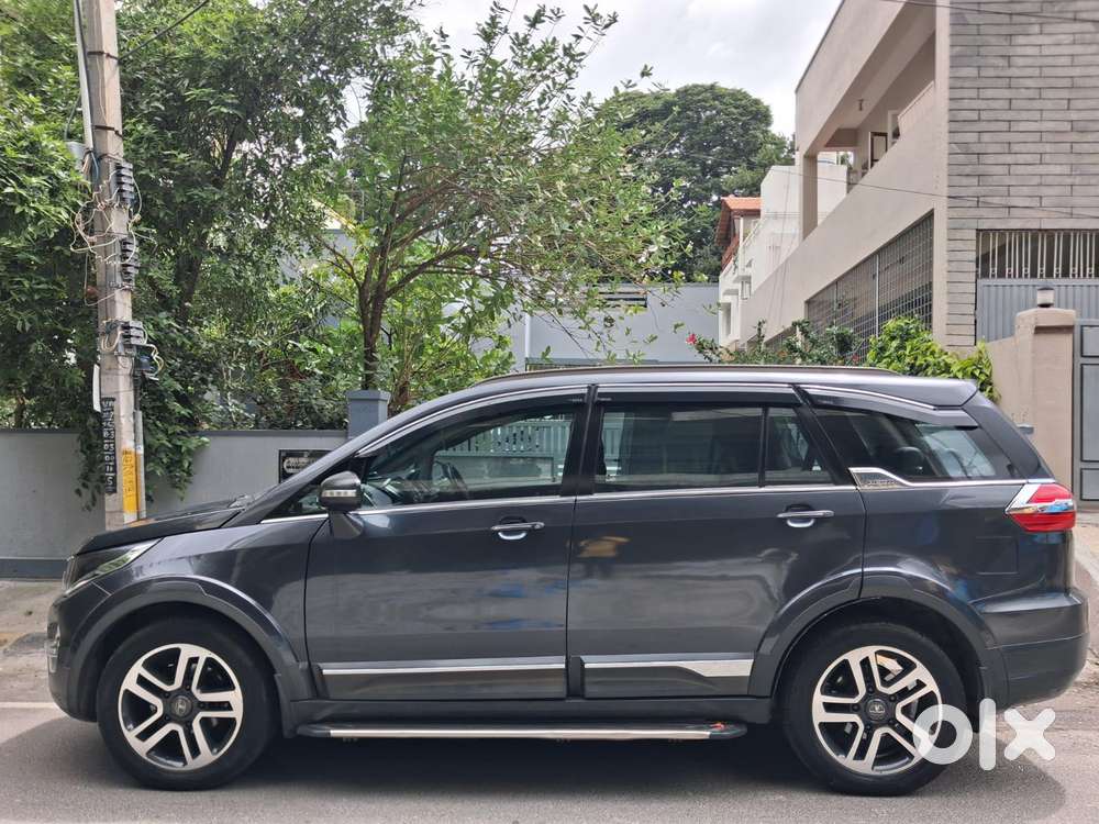 Tata Hexa 2.2 Xta 4x2 6 Str Dual Tone, 2017, Diesel