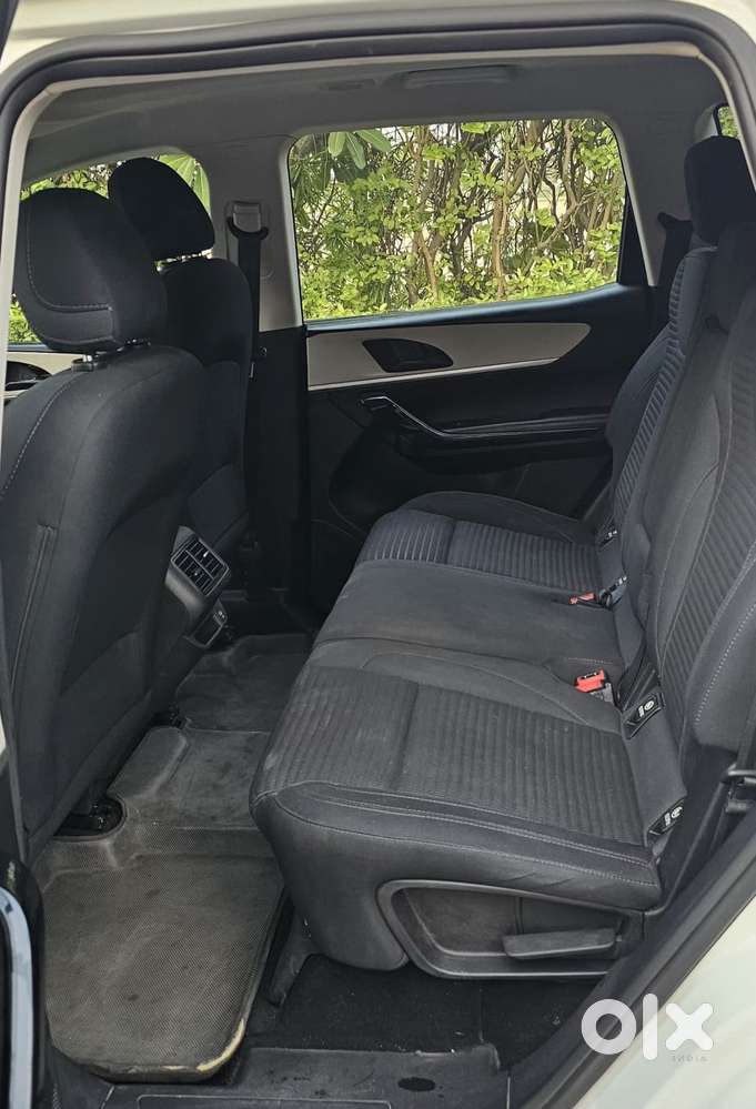 Mahindra Xuv700 2.2 Ax 5 Diesel Mt 7 Str, 2023, Diesel