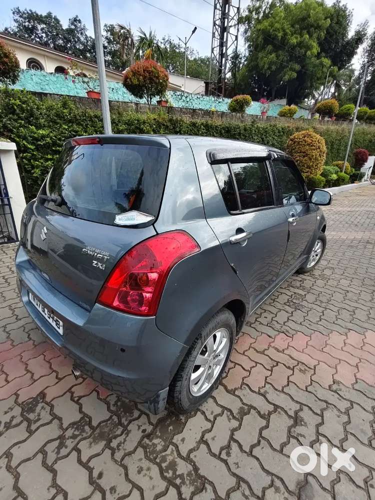 Maruti Suzuki Swift 2011 Petrol Manual