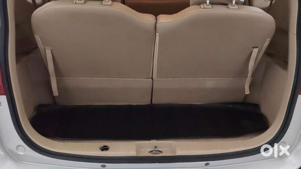 Maruti Suzuki Ertiga Zxi Plus Petrol, 2017, Petrol