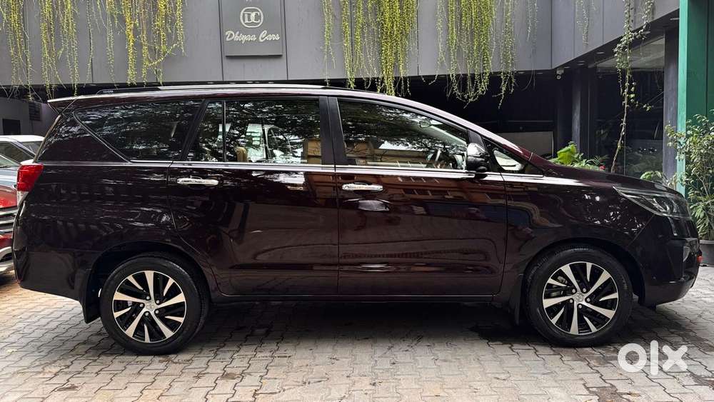 Toyota Innova Crysta [ ] 2.4 Zx At 7 Str, 2021, Diesel