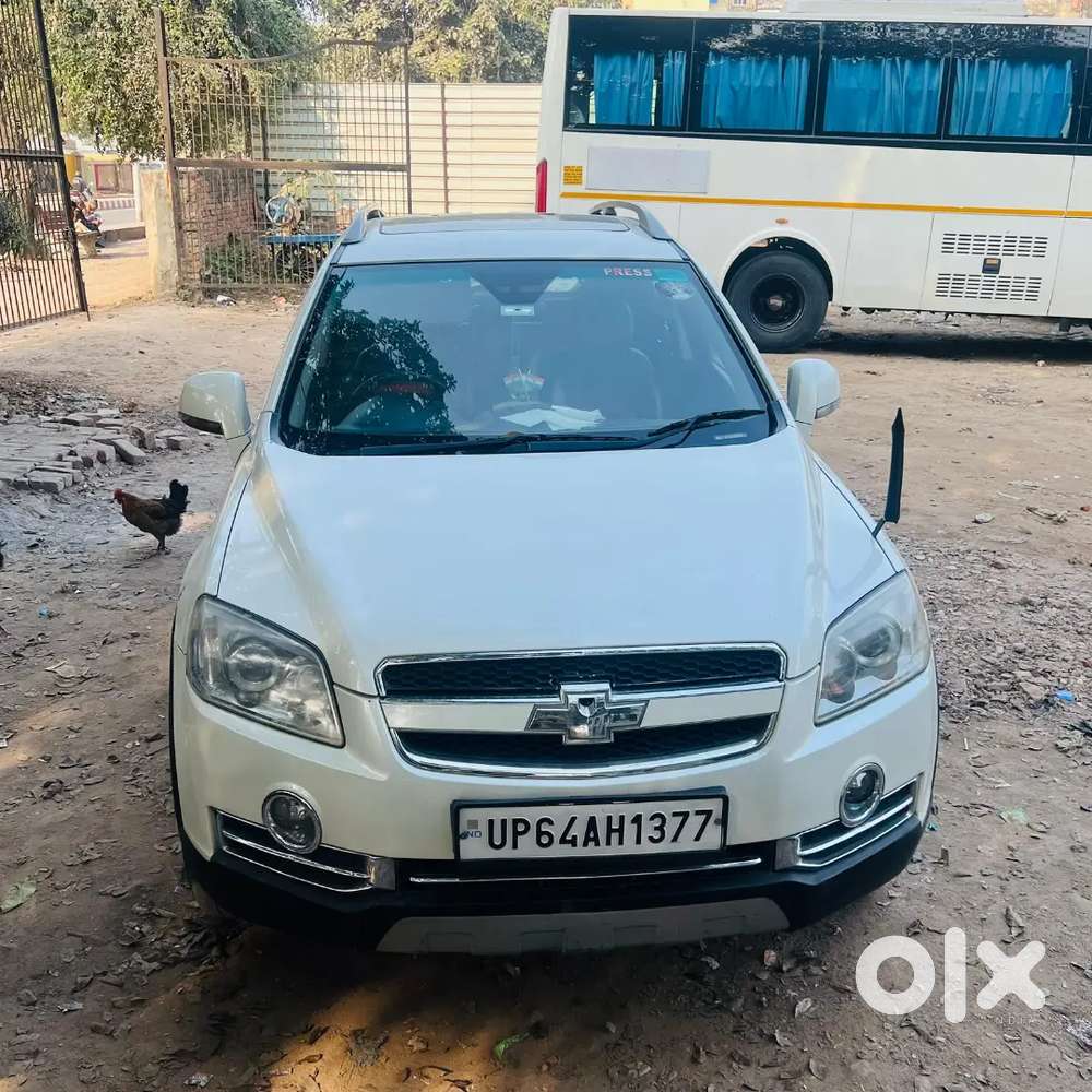 7 Seater Car