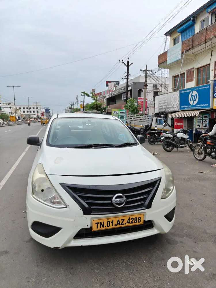 Nissan Sunny 2015