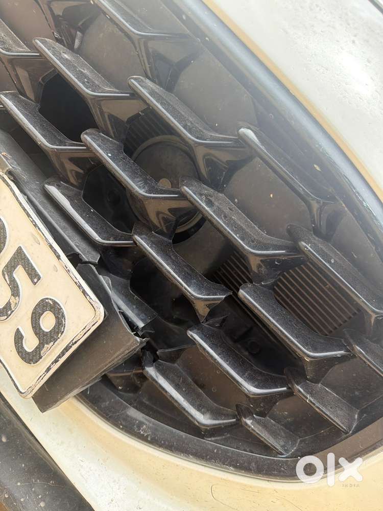 Maruti Suzuki Swift 2024 Petrol Manual
