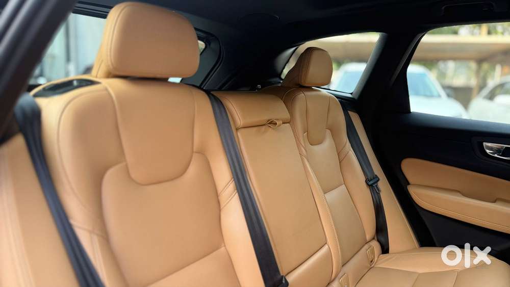 Volvo Xc60 2.0 B5 Ultimate, 2024, Petrol