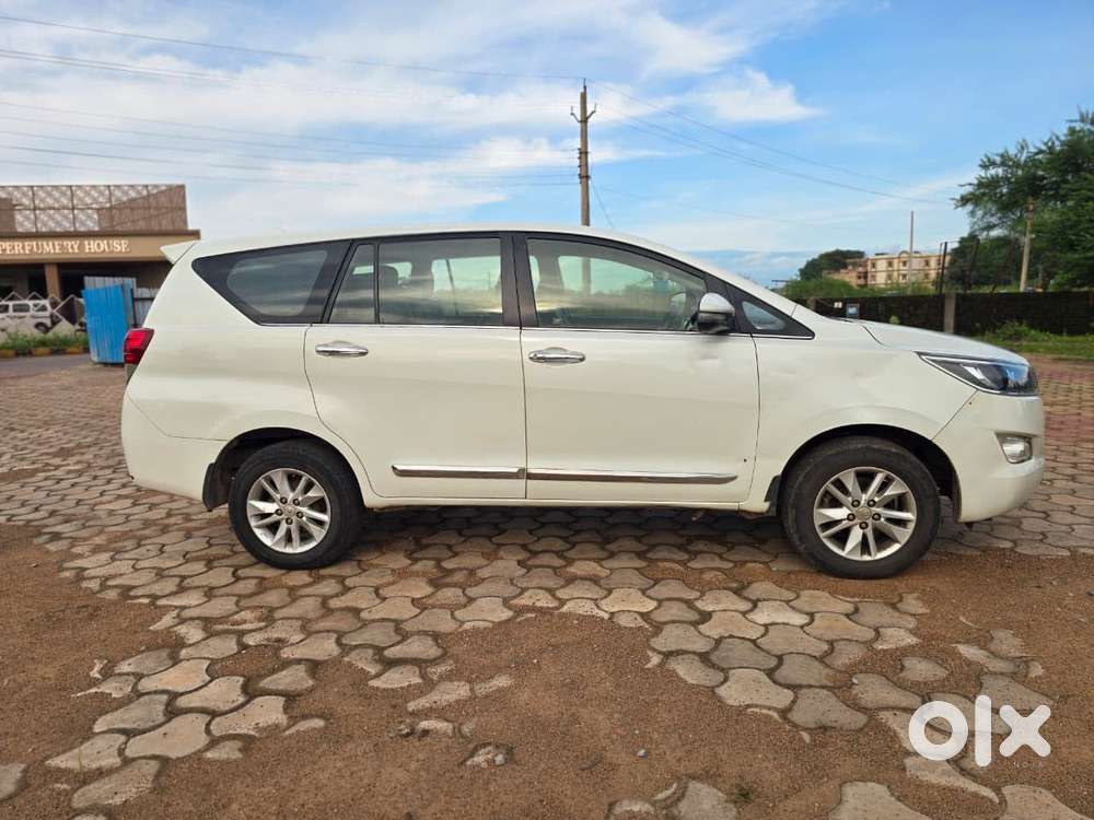Toyota Innova 2.5 Vx 8 Str, 2020, Diesel