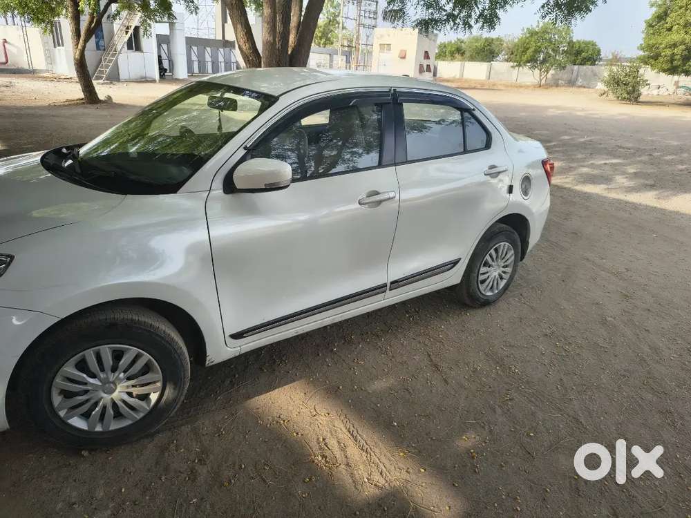 Maruti Suzuki Dzire 2018 Petrol 90000 Km Driven