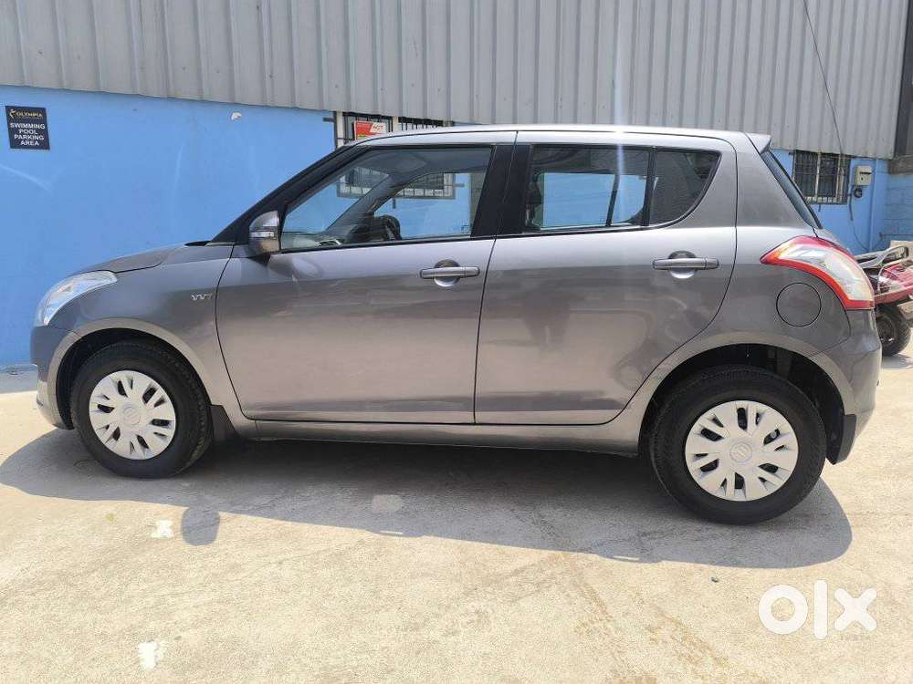 Maruti Suzuki Swift Vxi 1.2 Abs Bs-iv, 2012, Petrol